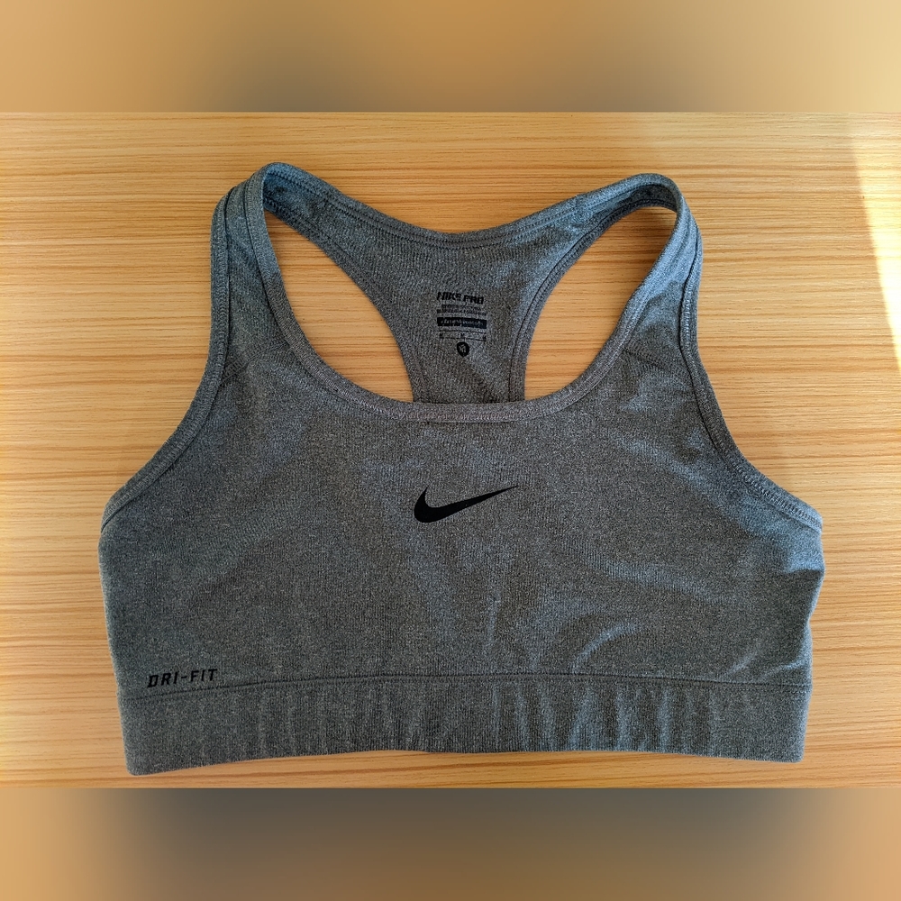 Nike Pro Medium Sports Bra